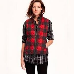 Old Navy Red Black Buffalo Check Puffer Vest Women’s S Quilted Sleeveless Plaid